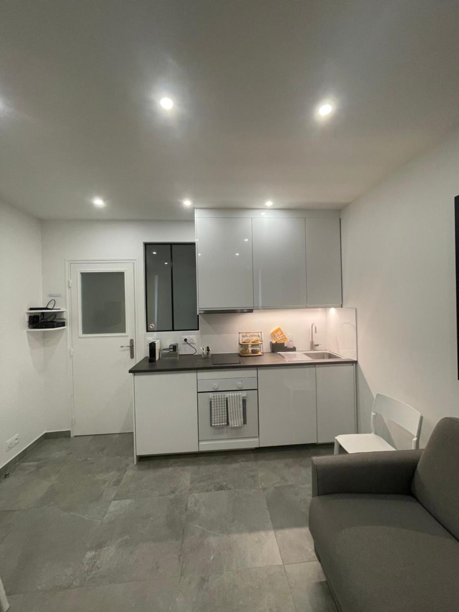 Chez Les Artistes De Menilmontant Appartement Parijs Buitenkant foto